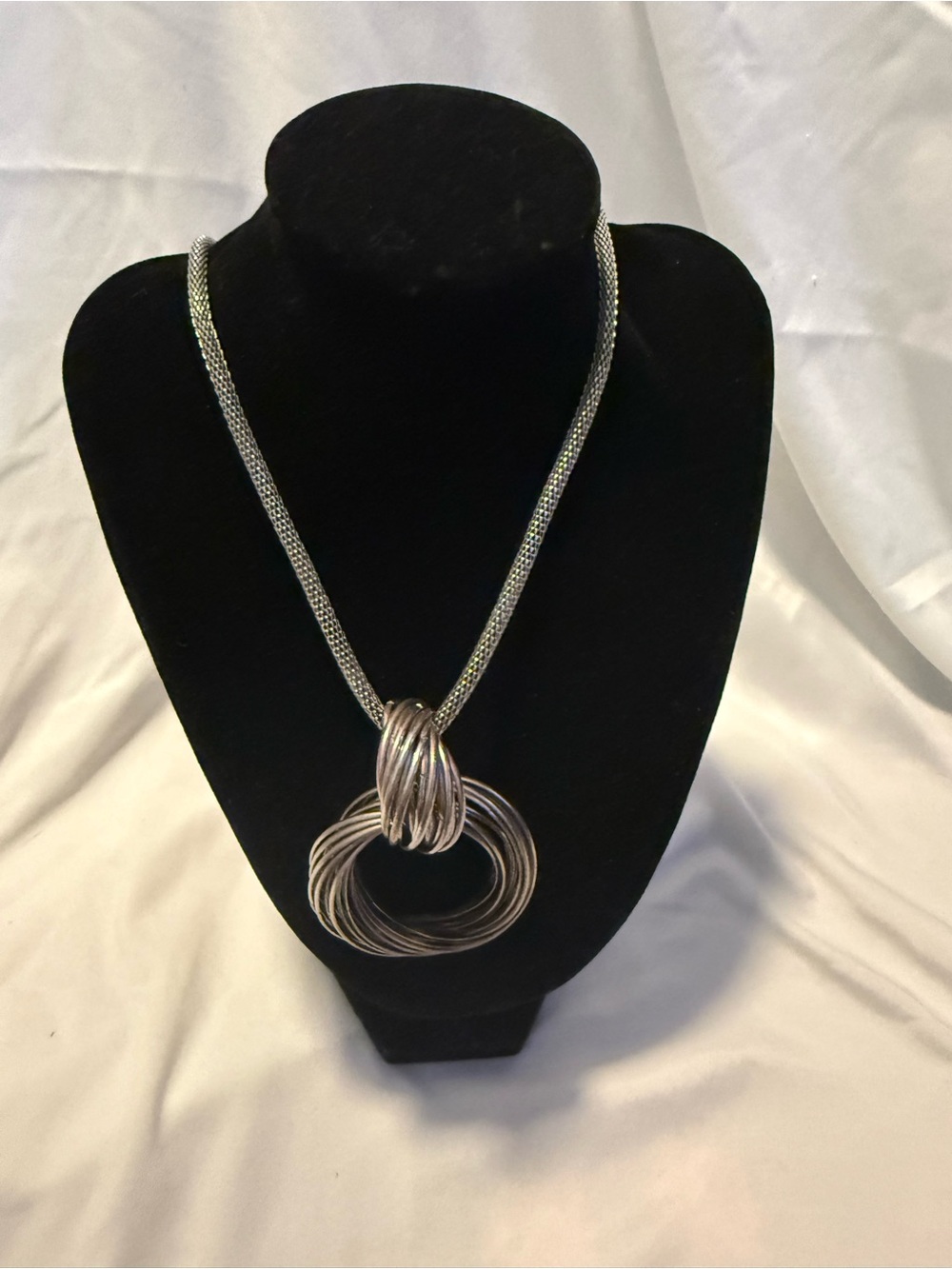Silver-Tone Knot Pendant Necklace - Women Jewelry